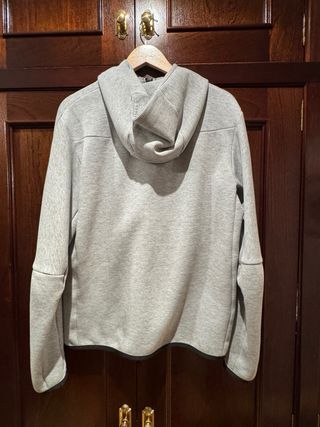 Chaqueta Nike Tech Fleece Gris Talla M