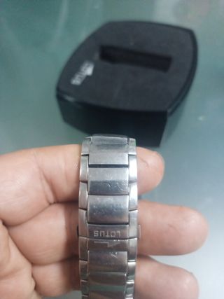 Reloj Lotus Hombre Rojo y Plateado