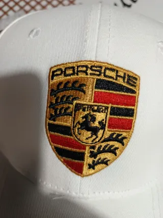 Gorra Escuderia porsche stutgart bordadas