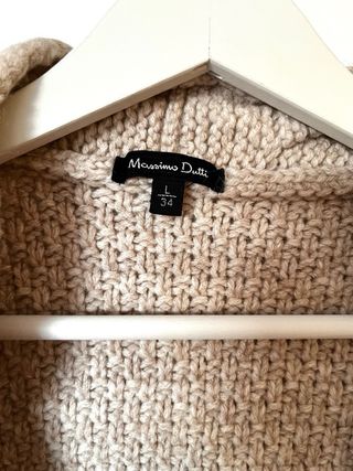 Massimo Dutti Chaleco Largo de Punto Trenzas beige