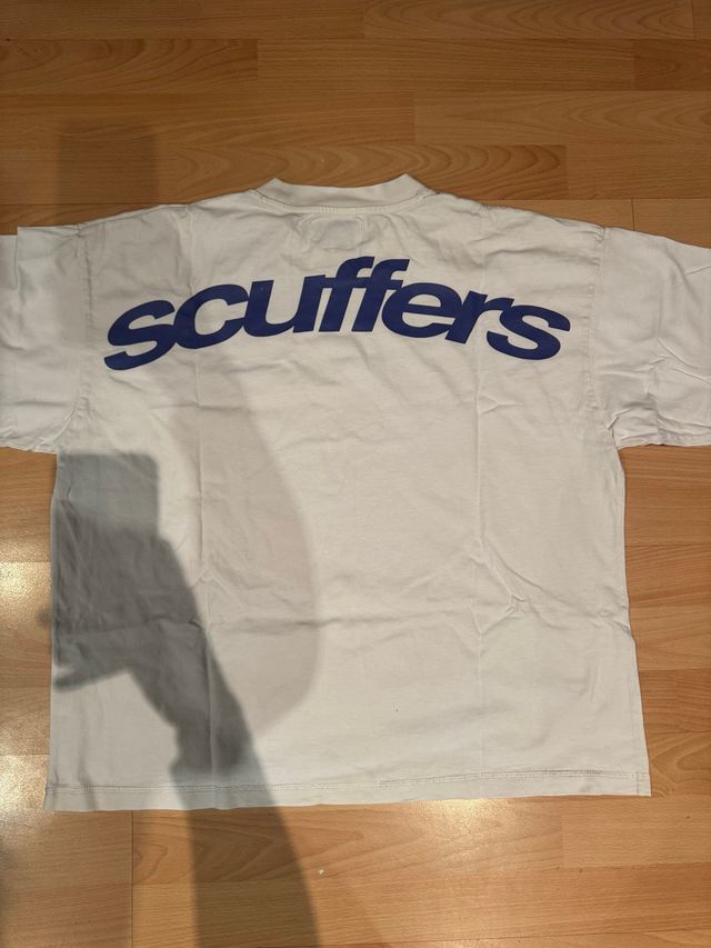 Pack Ropa Scuffers: Sudadera y Camisetas