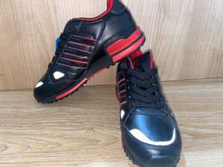 Adidas ZX 750 Negro/Rojo