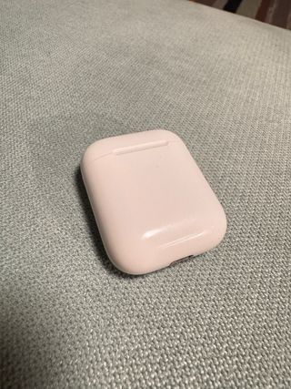 Cargador AirPods Apple