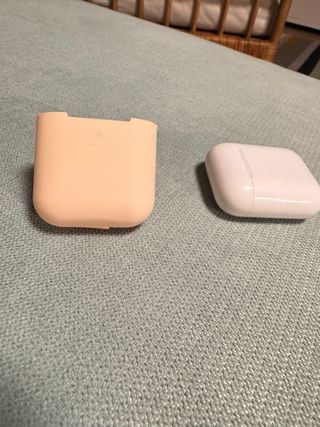 Cargador AirPods Apple