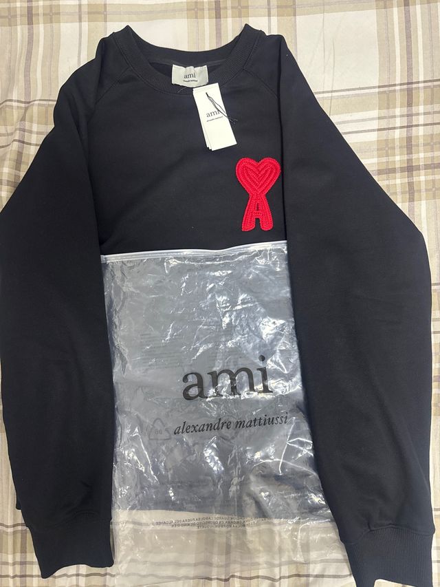 Jersey Ami Paris NUEVO Negro Corazón Rojo