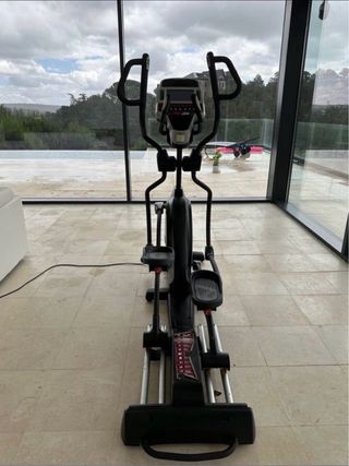 Elíptica profesional SOLE E95, como nueva