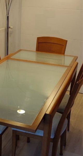 Mesa comedor extensible madera y cristal