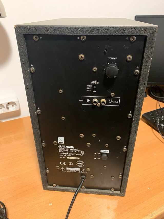 Yamaha SW P130 Subwoofer
