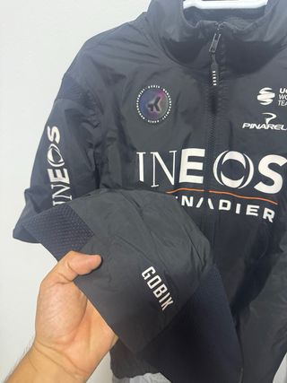 EXCLUSIVA CHAQUETA GOBIK EXO TEAM INEOS TALLA M