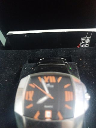 Reloj Lotus Hombre Negro y Plateado