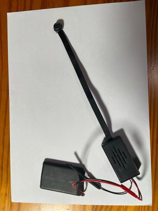 Cámara espía de pinganillos ocultos