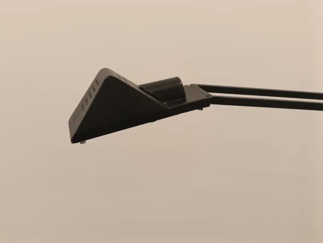 Lámpara Escritorio Fase Modelo Cisne.