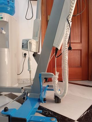 Grúa eléctrica movilidad reducida