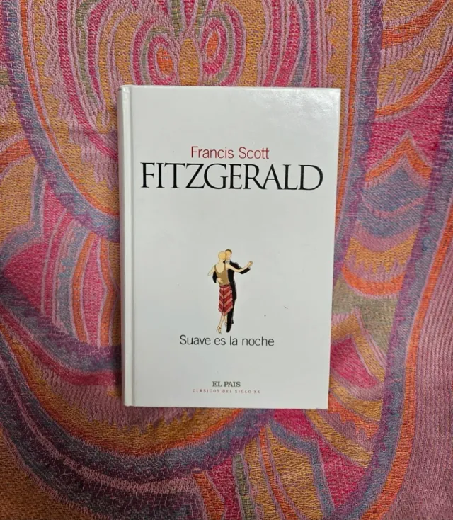 Libro Suave es La Noche