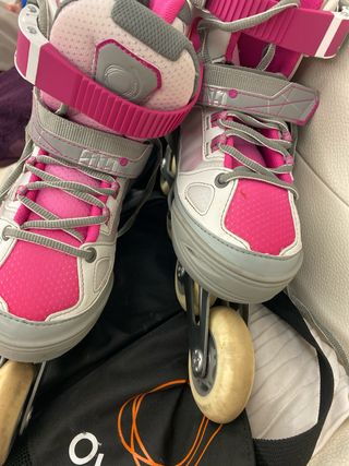 Patines niña Oxelo con funda blancos rosa y gris