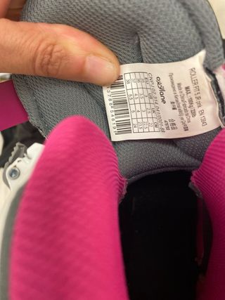 Patines niña Oxelo con funda blancos rosa y gris