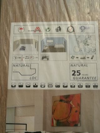 Suelo laminado,herramientas, aislante y guillotina
