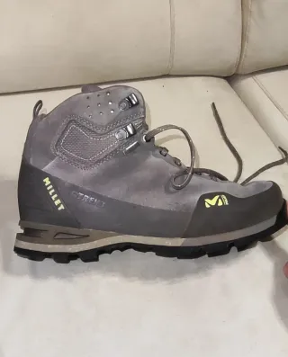 Botas Goretex mujer. Millet Gtrek3. Talla 39 1/3