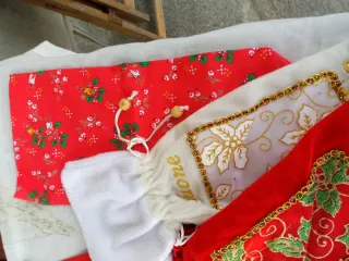 Set Natale: Sacchetti e Contenitori - N.7 pezzi