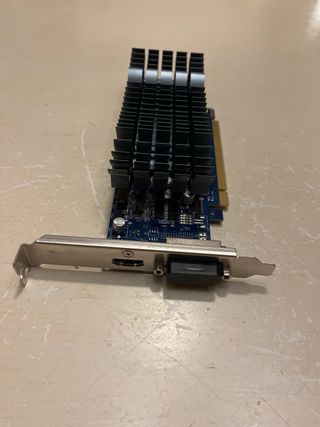 Gráfica GT 1030 2GB