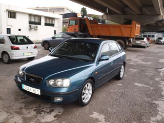 Hyundai Elantra 2001