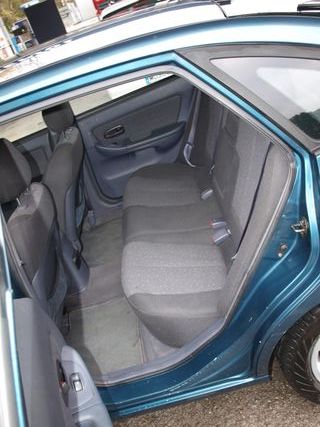 Hyundai Elantra 2001