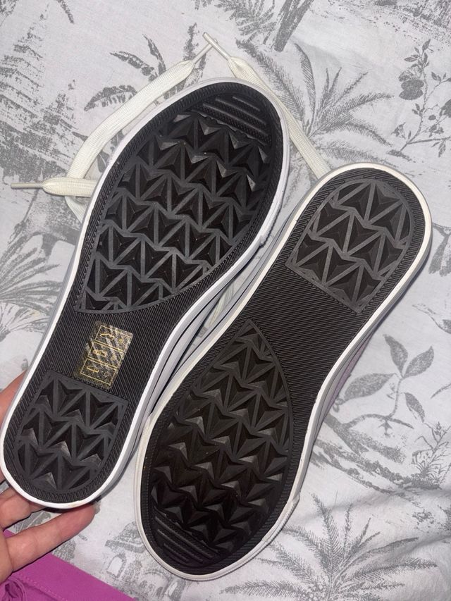 Zapatillas Converse Daisy Duck Moradas