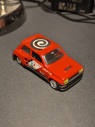 Modellino Auto Renault 5 Turbo Rossa Solido