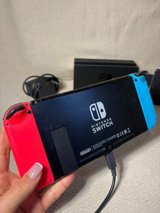 Nintendo Switch Azul y Rojo