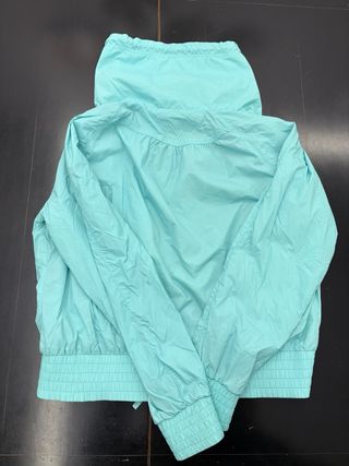 Chubasquero deportivo mujer H&M