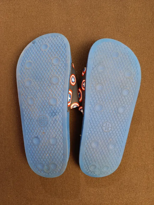 Chanclas Capitán América Marvel Talla X