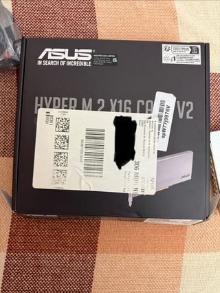 Tarjeta PCIe ASUS Hyper M.2 X16 Card V2