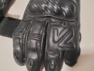 Guantes de moto en buen estado