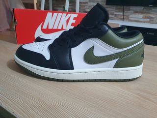 Nike Air Jordan 1 Low  -T40.5