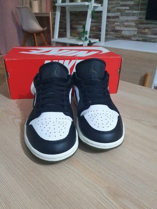 Nike Air Jordan 1 Low  -T40.5