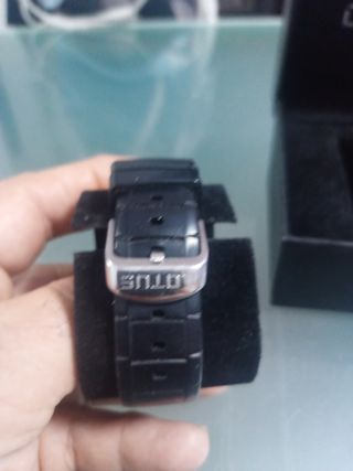 Reloj Lotus Hombre Negro y Plateado