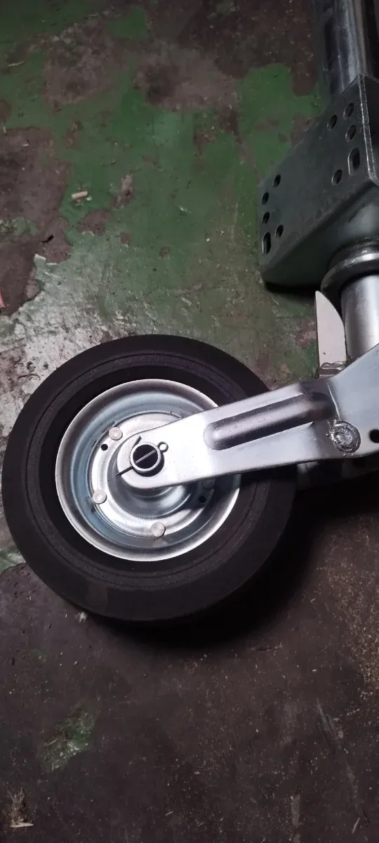 Rueda Jockey Caravana y Remolque