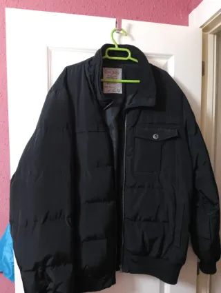 Chaqueta acolchada negra