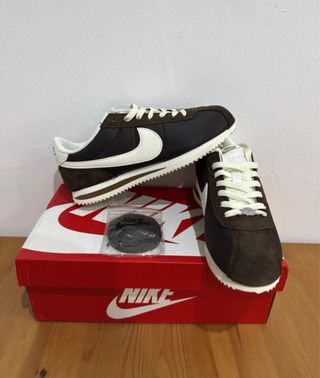 Zapatillas Nike Cortez Marrón y Blanco