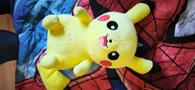 Peluche Pikachu