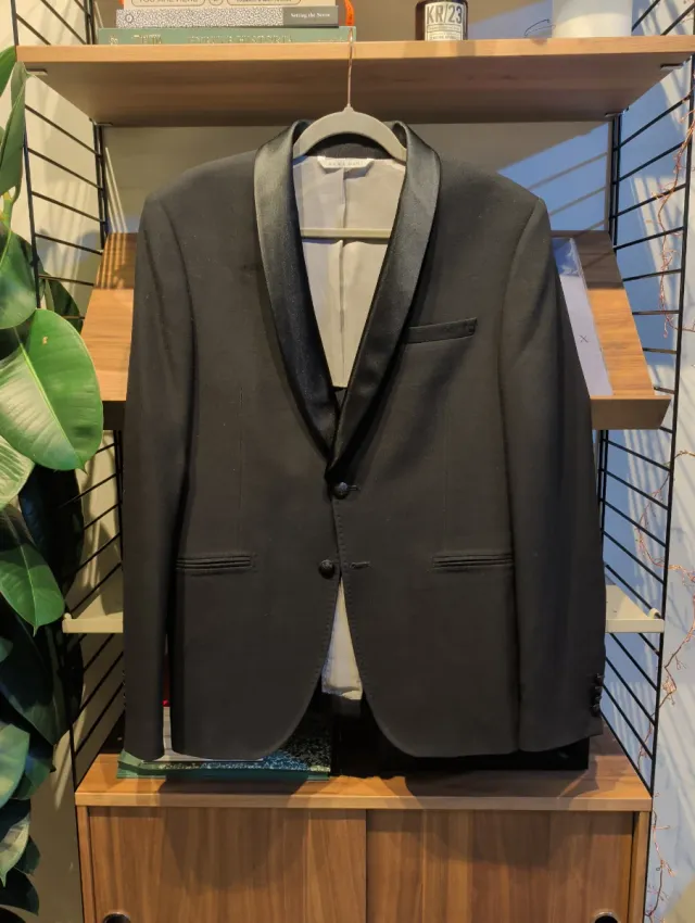 Americana de fiesta negra