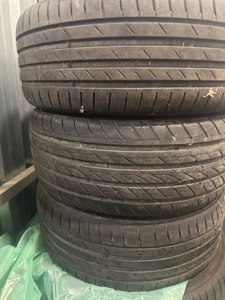 Llantas Tecnomagnesio 16 4x108 ET16 con neumáticos