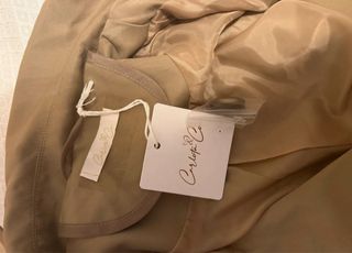 Gabardina Larga Beige, con etiqueta