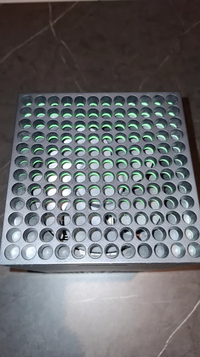 Xbox Series X 1TB Negra + 7 juegos