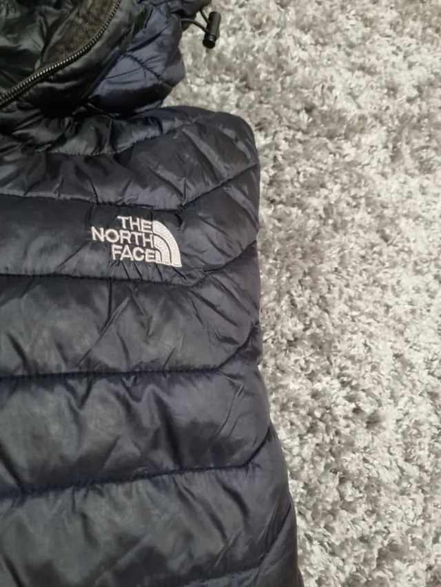 Chaqueta The North Face Negra Plumas