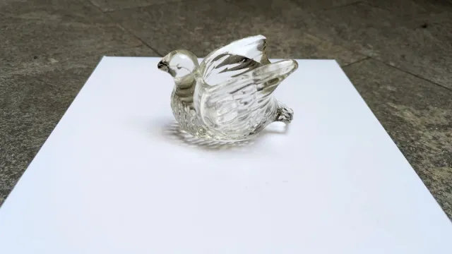 Porta uovo in vetro trasparente