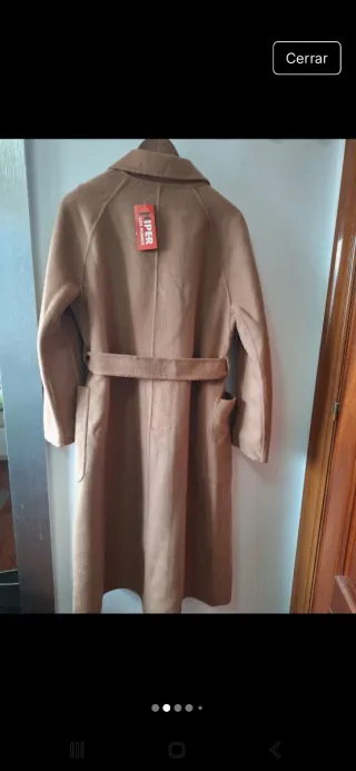 Abrigo largo lana beige talla M. A estrenar.