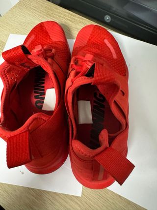 Zapatillas Nike Running Rojas Talla 42.5