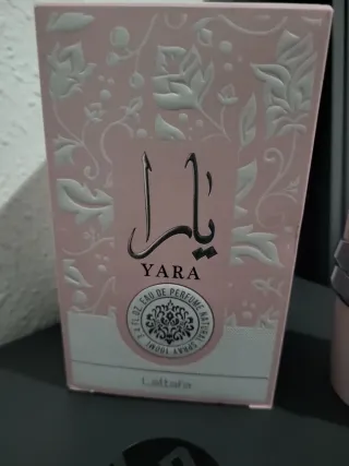 Perfume Yara Lattafa Eau de Parfum Natural Spray