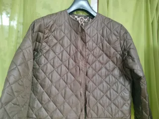 Chaqueta acolchada marrón chocolate